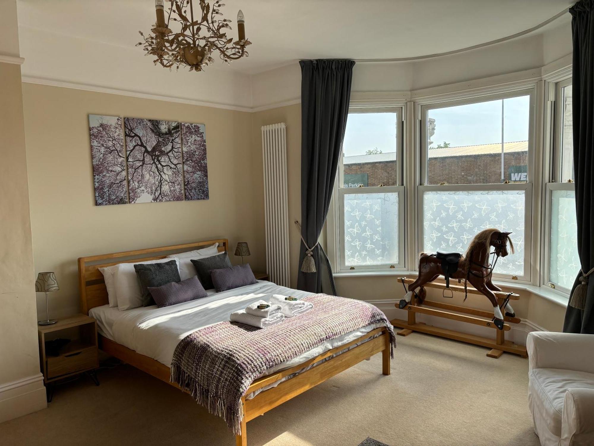 Apartamento With Private Garden *